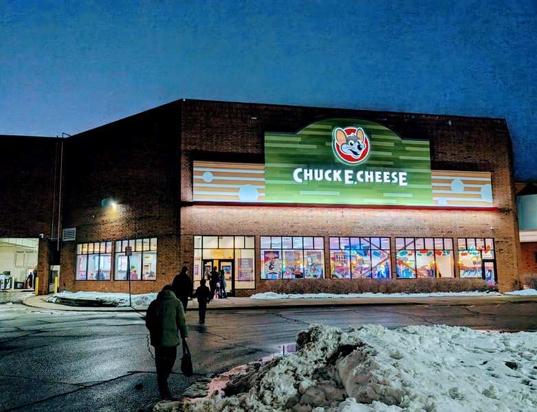 Chuck E. Cheese photo 6