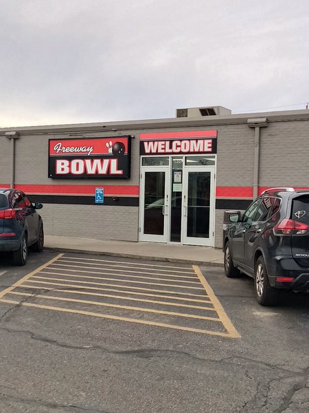 Freeway Bowl photo 4
