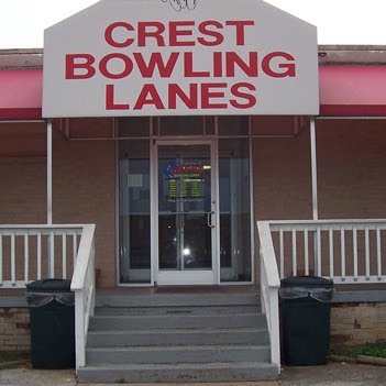 Crest Bowling Lanes photo 4