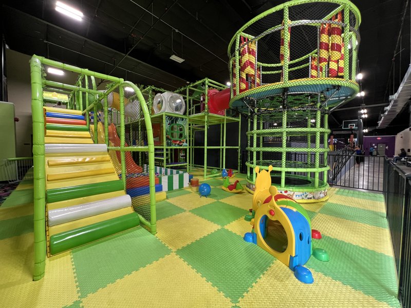 The Max Family Entertainment photo 3