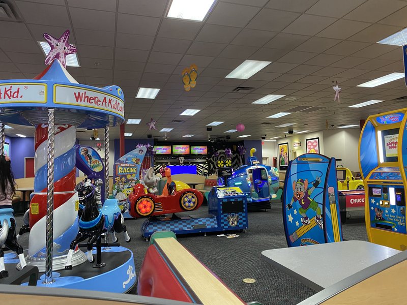 Chuck E. Cheese photo 3
