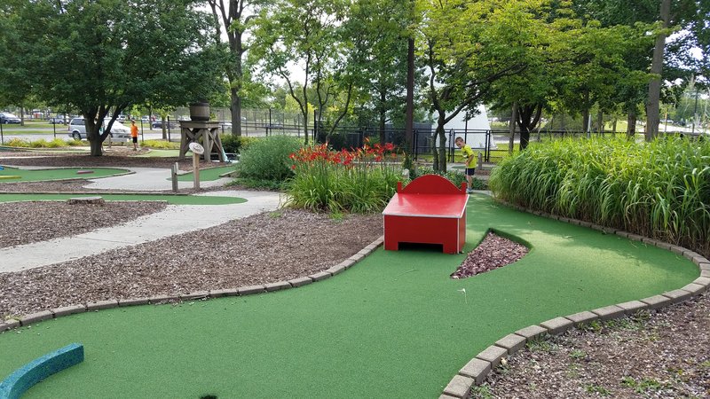 Adventure Falls Sprayground, Mini Golf & Sport Courts photo 4