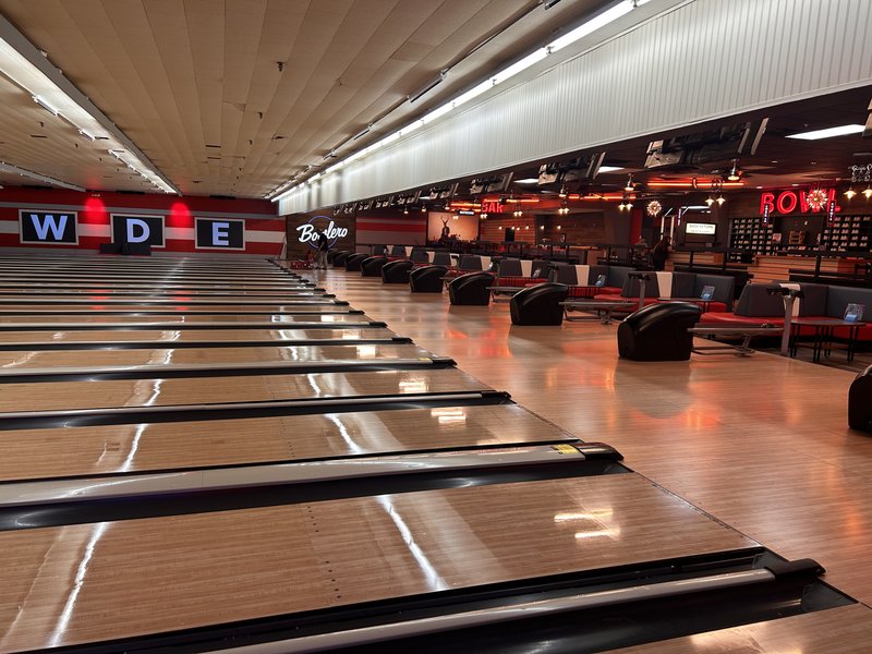 Lucky Strike Auburn
