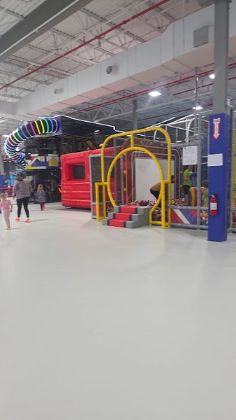Soar N Bounce Trampoline & Adventure Park - Muskegon photo 2