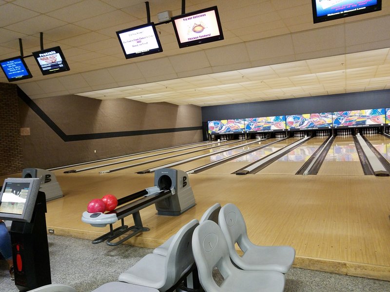 Diamond Lanes South photo 3