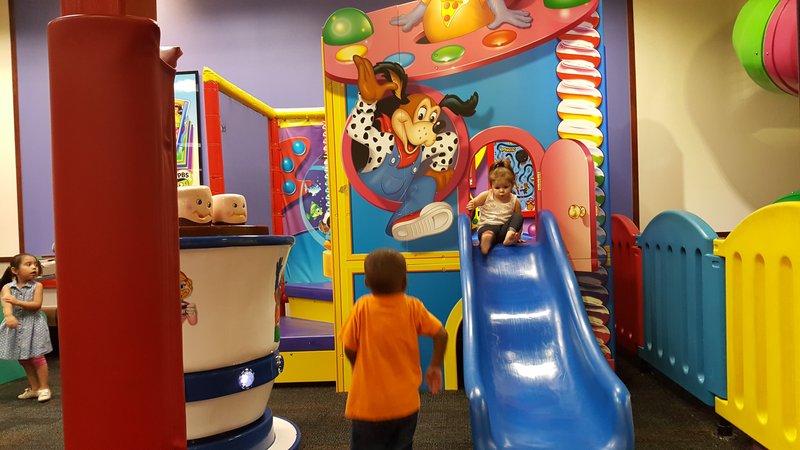 Chuck E. Cheese photo 5