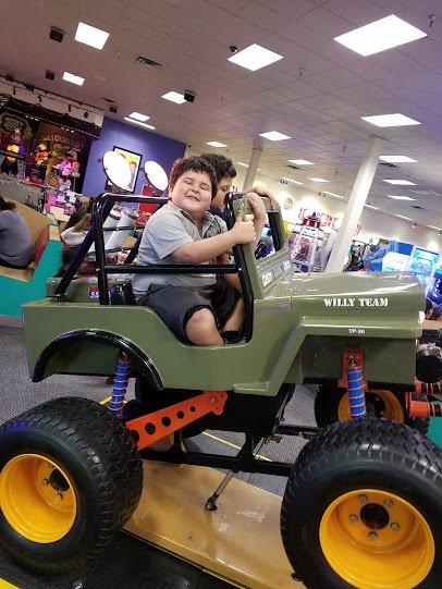 Chuck E. Cheese photo 6