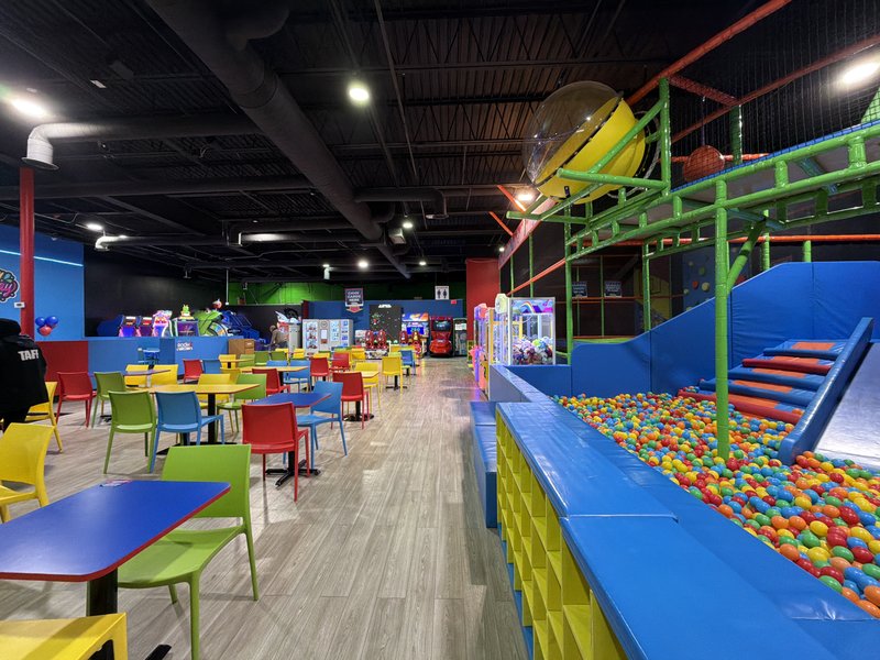Yoyo's Fun Center photo 3