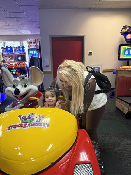 Chuck E. Cheese photo 4