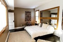 Unique and Modern Getaway with an Exotic Aquarium in Indianapolis, Indiana photo 5