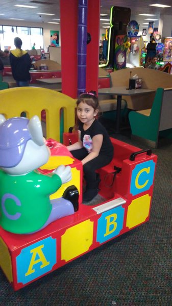 Chuck E. Cheese photo 4