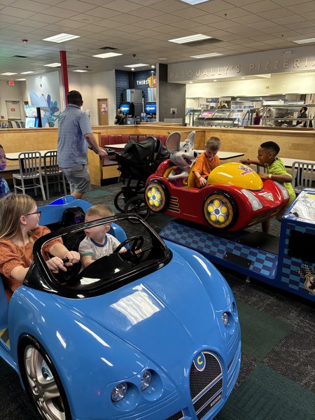 Chuck E. Cheese photo 5