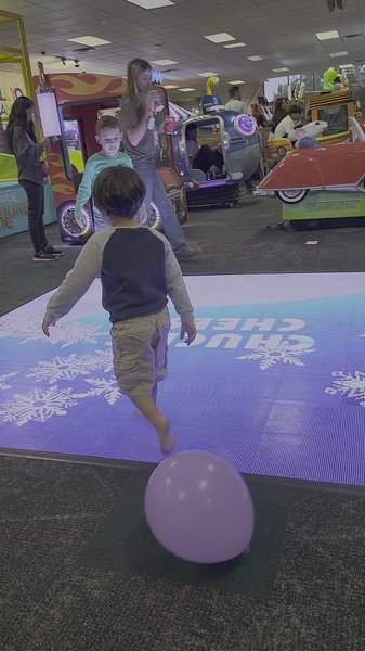 Chuck E. Cheese photo 2