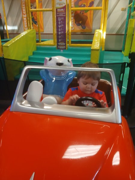 Chuck E. Cheese photo 4
