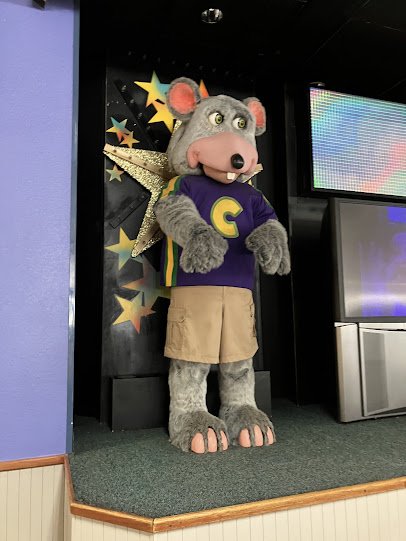 Chuck E. Cheese photo 4