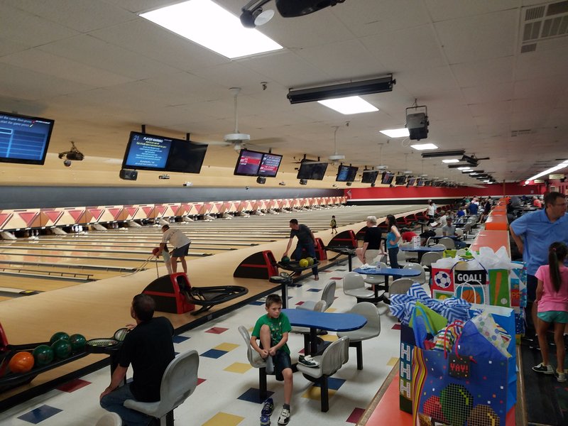 Bowlero Bradenton photo 4