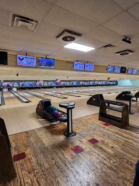 300 Bowl photo 3