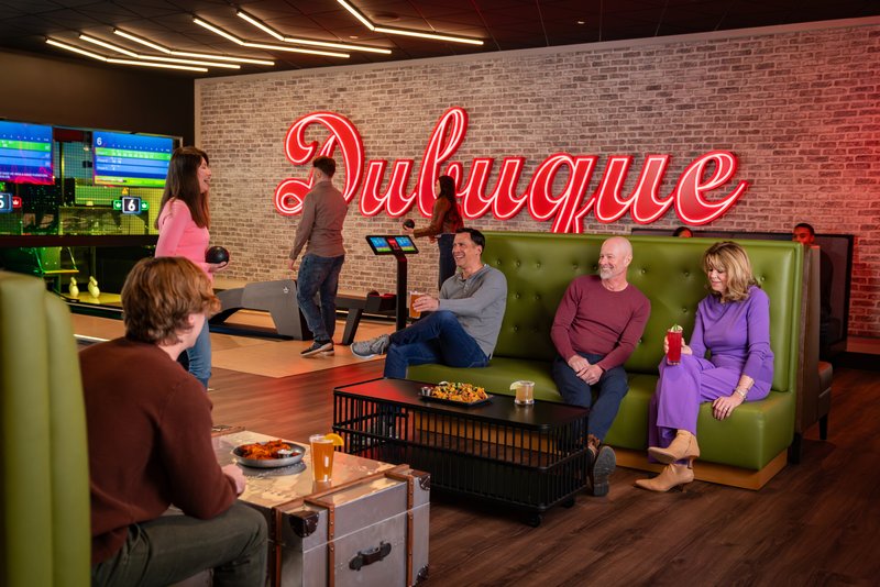Island Social Dubuque photo 2