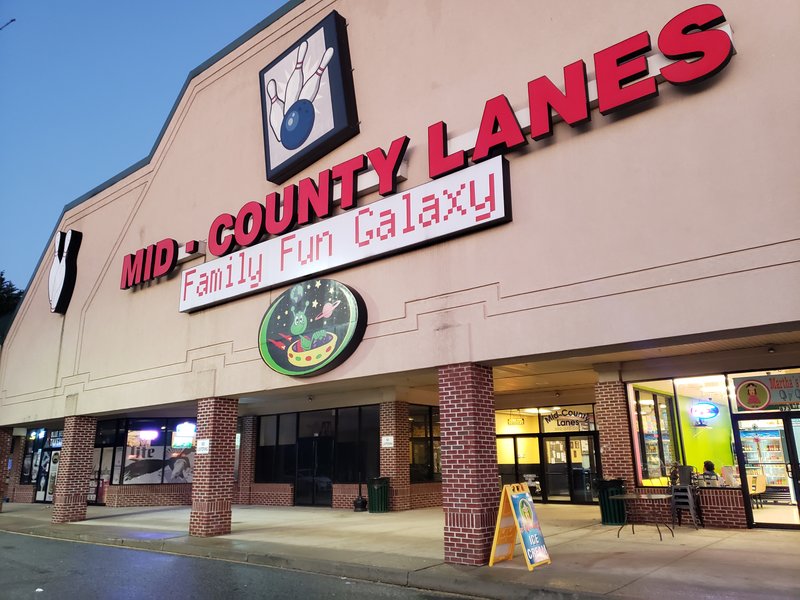 Mid County Lanes and Entertainment photo 6