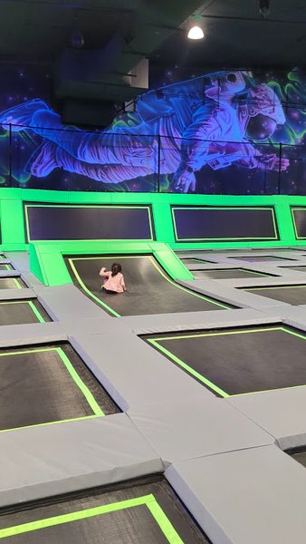 Space Jump Trampoline Park photo 2