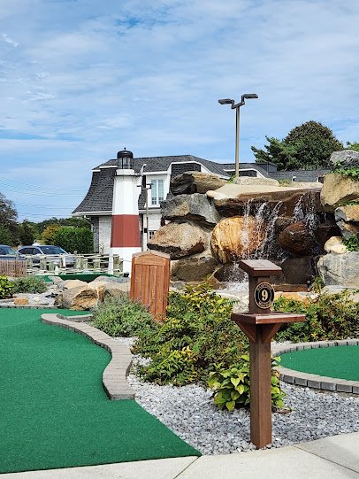 Hamptons Mini Golf photo 4