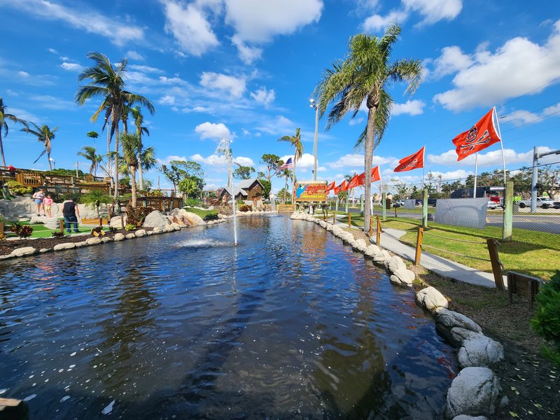 Smugglers Cove Adventure Golf photo 3