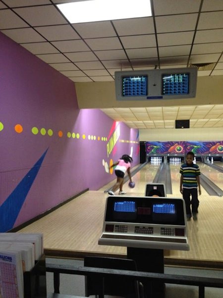 Plum Hollow Lanes photo 5