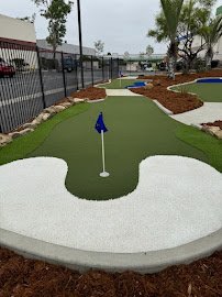 Putters Paradise 18 Hole Miniature Golf Course photo 2