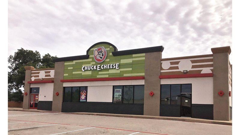 Chuck E. Cheese
