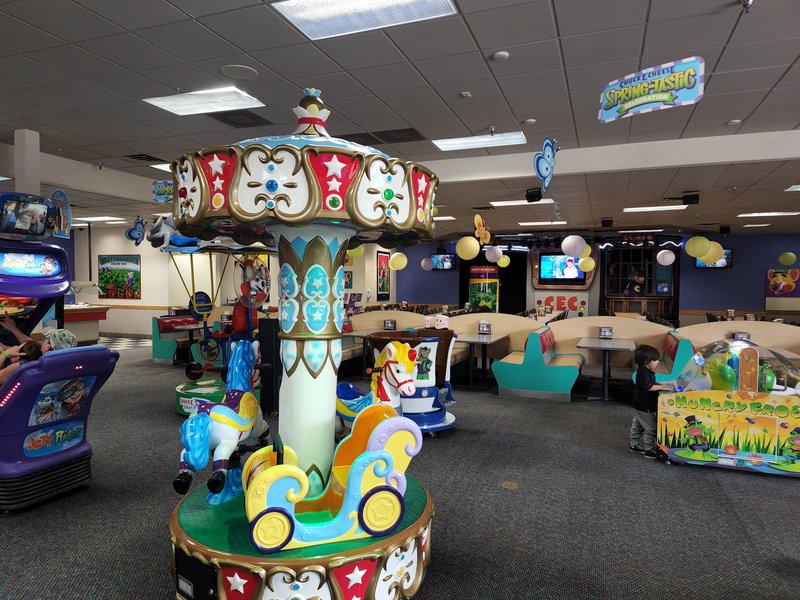 Chuck E. Cheese photo 3