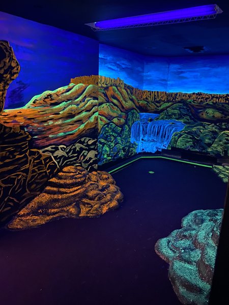 Glow Games Family Fun Center photo 2