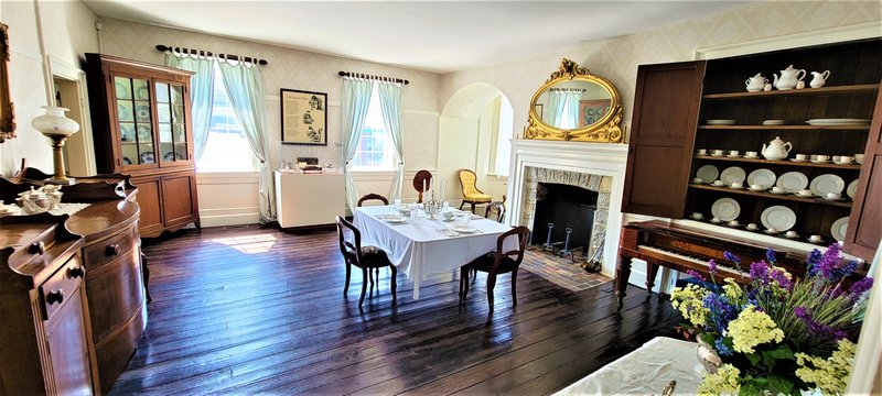 Haller-Gibboney Rock House photo 3