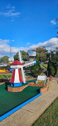 Tiny Town Golf photo 5