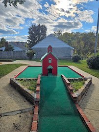 Tiny Town Golf photo 6