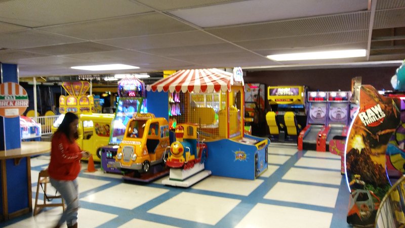 B & I Amusements photo 2