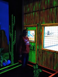 Perry's Glo Putt photo 5