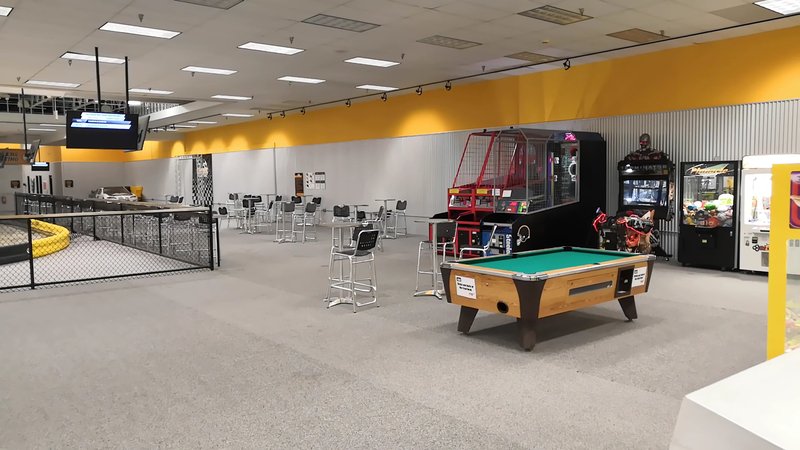 Full Throttle Adrenaline Park, Pittsburgh: High Speed Go Karting, Axe Throwing, VR, Rage Room, Corporate & Group Events photo 2