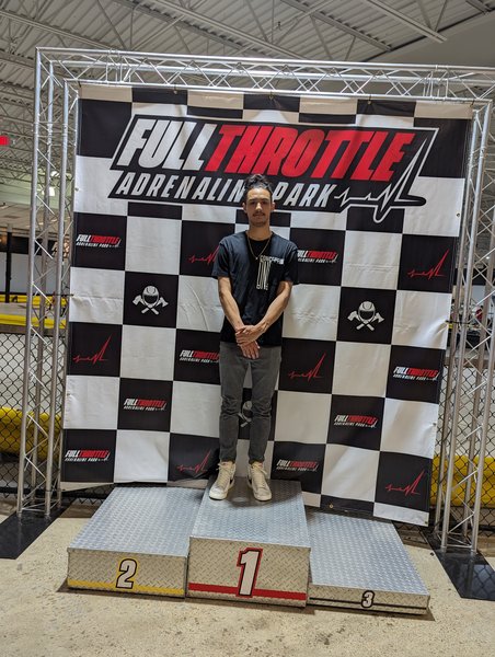 Full Throttle Adrenaline Park, Pittsburgh: High Speed Go Karting, Axe Throwing, VR, Rage Room, Corporate & Group Events photo 4
