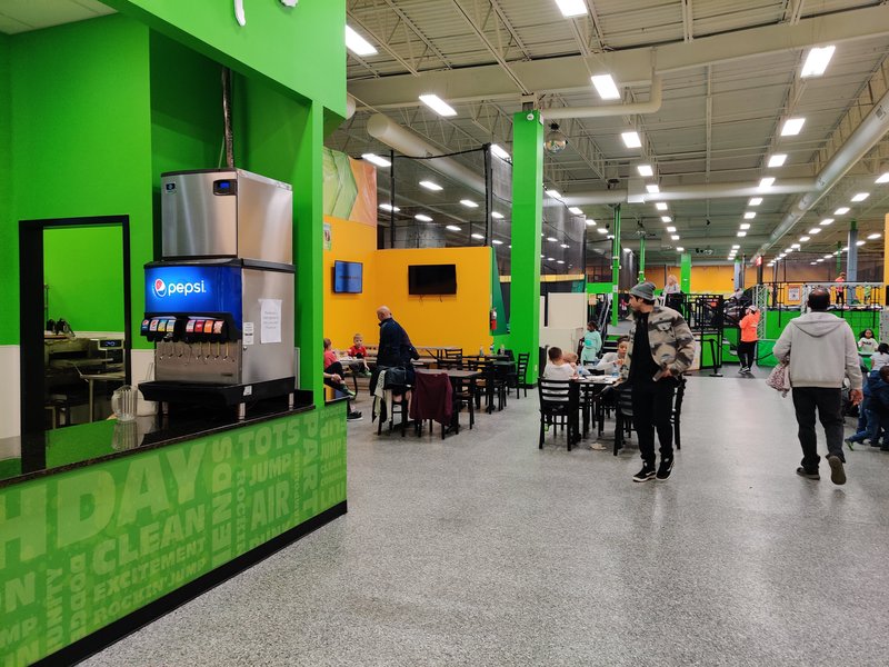 Apex Jumps Trampoline Park – Westerville OH photo 6