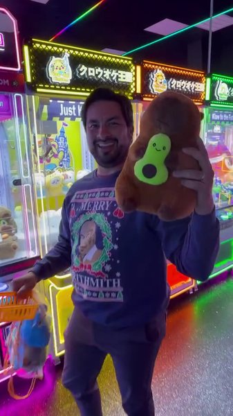 Klaw-Oke Kingdom (Claw Machine Arcade and Karaoke) photo 2