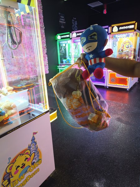 Klaw-Oke Kingdom (Claw Machine Arcade and Karaoke) photo 5