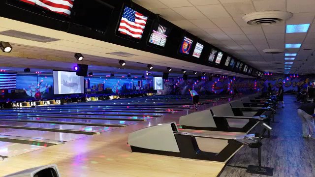 Wayne Webb's Columbus Bowl photo 2