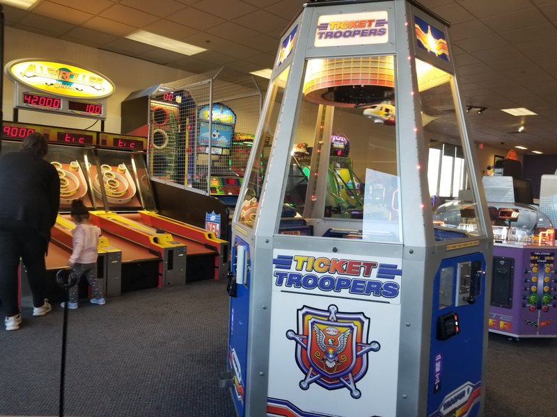 Chuck E. Cheese photo 6
