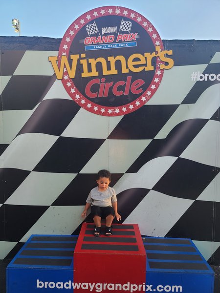 Broadway Grand Prix photo 4