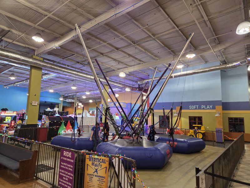 Hendersonville Strike & Spare Family Fun Center photo 3