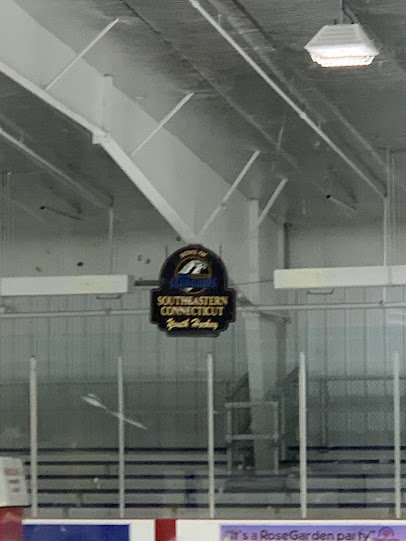 RoseGarden Ice Arena photo 4