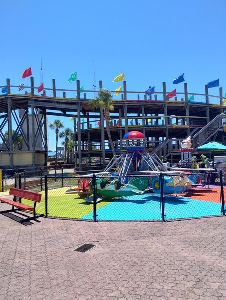 Emerald Falls Family Recreation Center photo 4