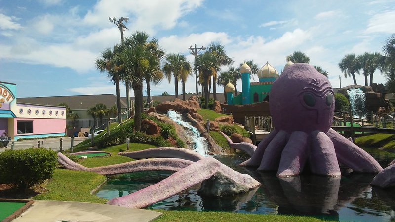Emerald Falls Family Recreation Center photo 6