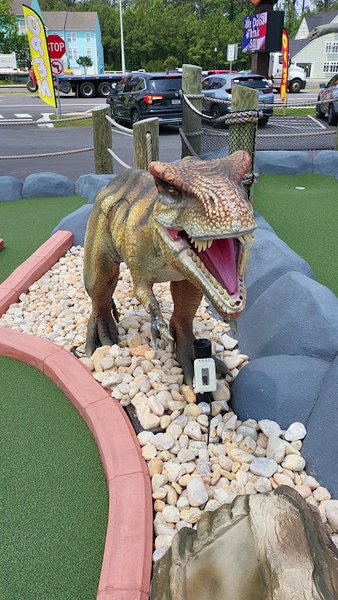 Nick's Mini Golf - Nick's Dinoland Golf photo 2