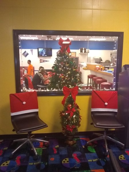 Metro 24 Bowling Center photo 3
